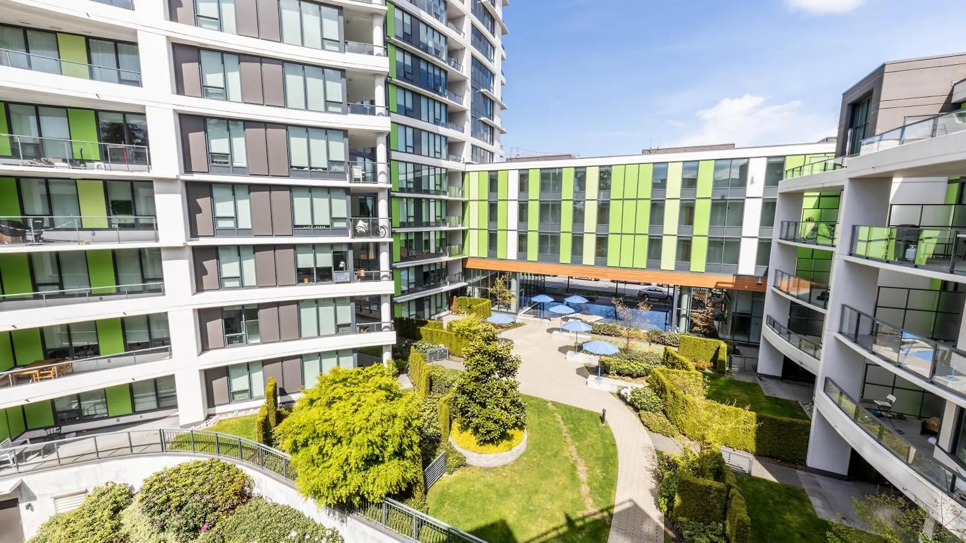 Apartment Ubc Pacific Spirit Modern Style Home Vancouver Canada