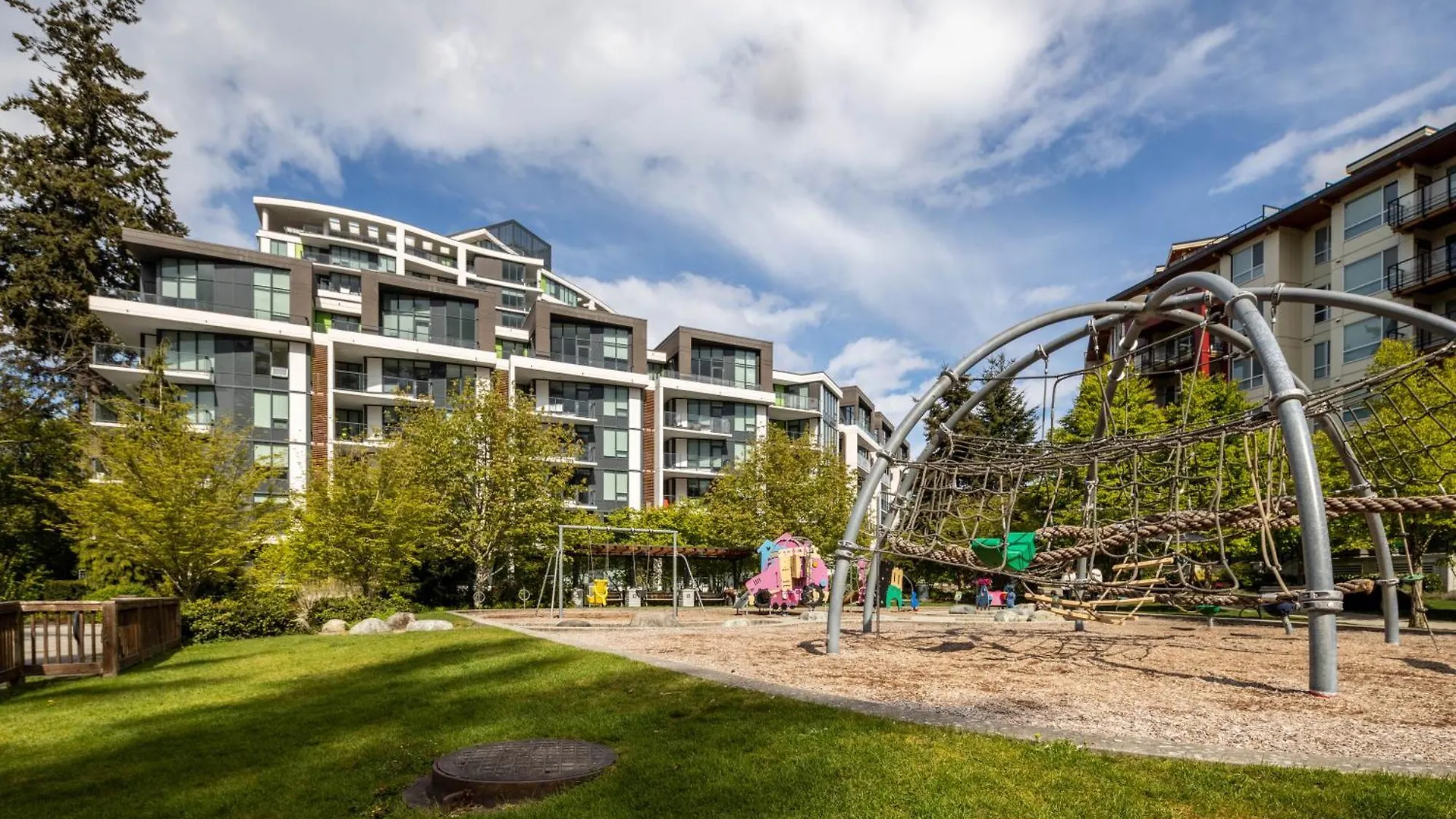 Apartment Ubc Pacific Spirit Modern Style Home Vancouver