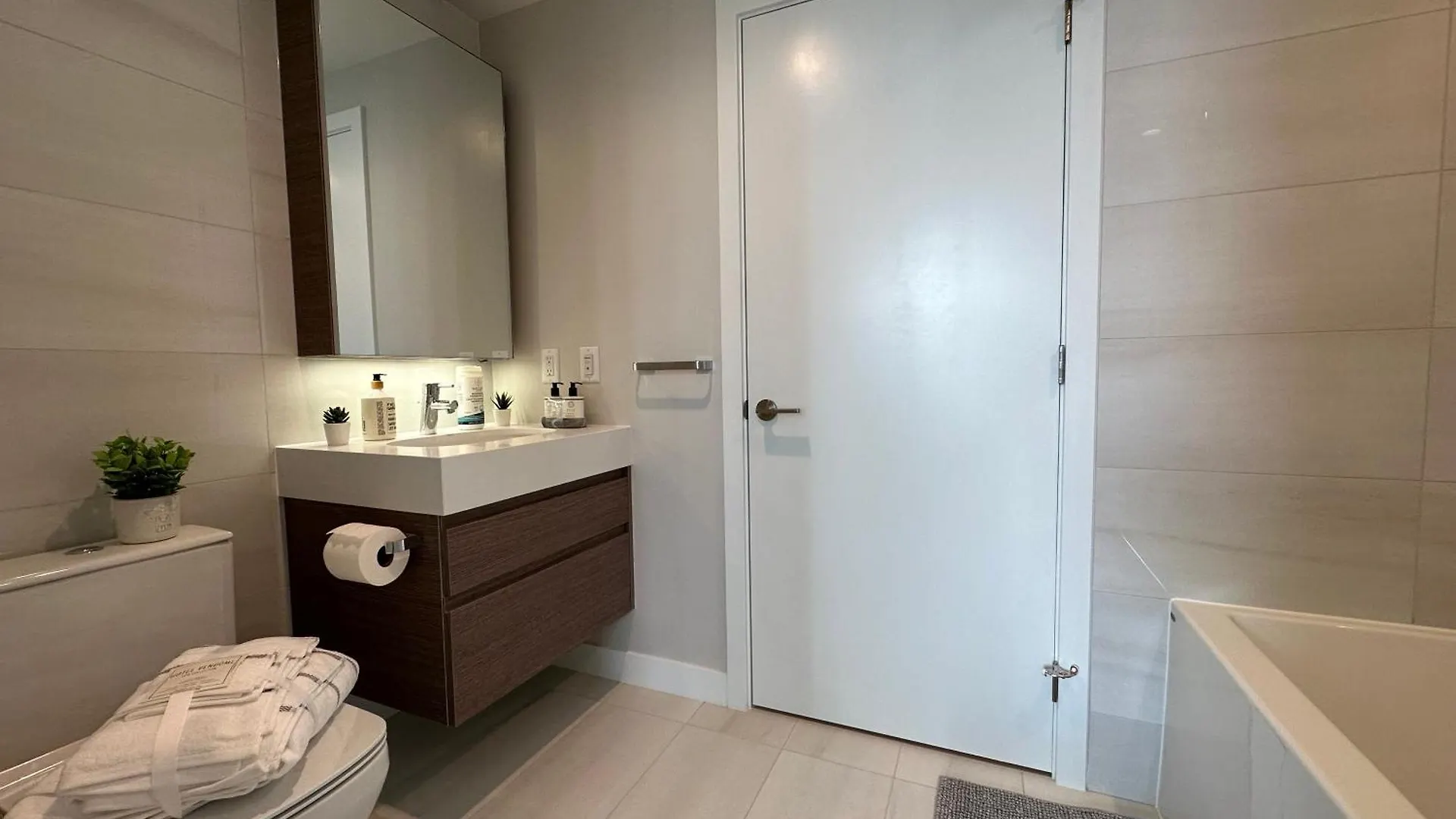 Ubc Pacific Spirit Modern Style Home Vancouver