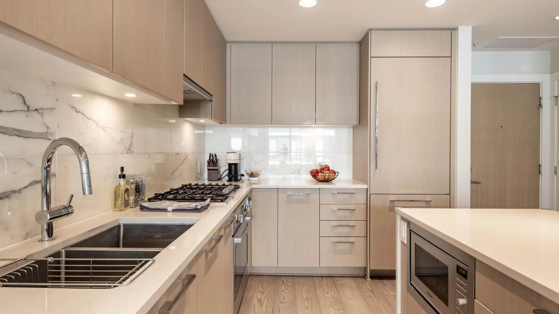 Apartmán Ubc Pacific Spirit Modern Style Home Vancouver
