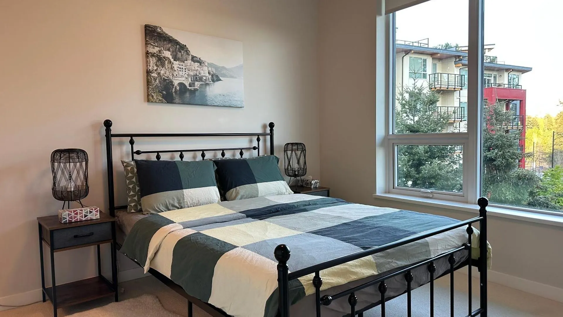Ubc Pacific Spirit Modern Style Home Vancouver 0*,  Kanada